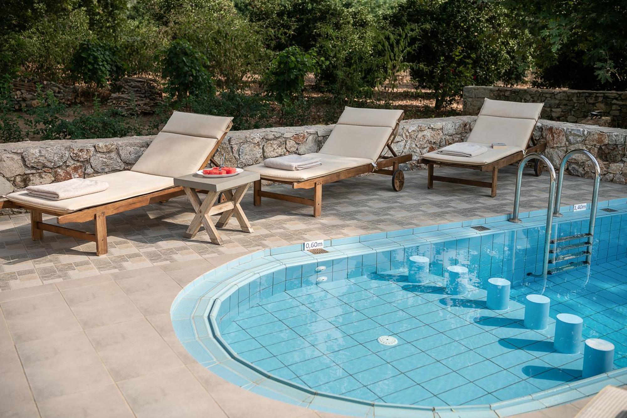 Villa Nature, Heated Pool 卡莱维斯 外观 照片